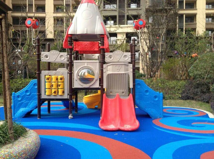 outdoor playground equipment