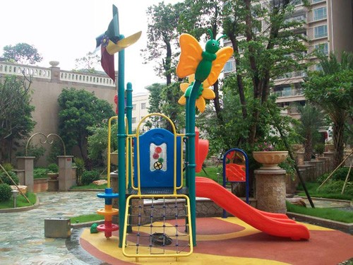 outdoor playground equipment